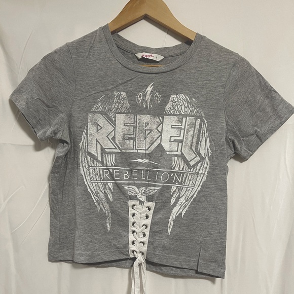 SUPRE Tops - SUPRÉ Grey cropped t shirt